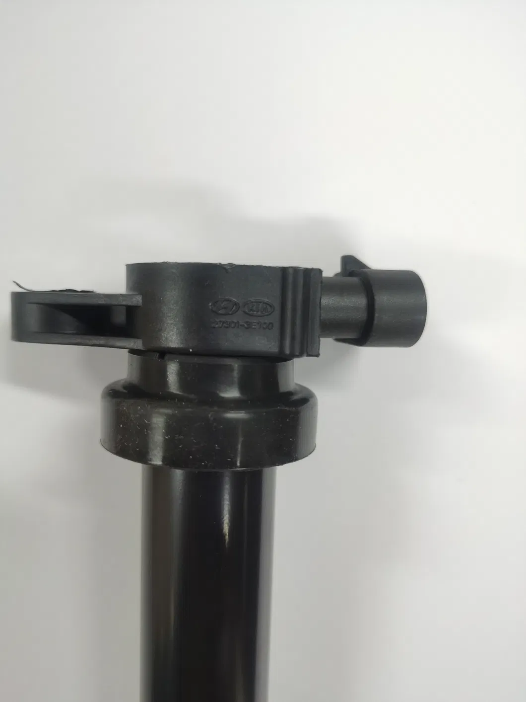 Auto Parts Hyundai KIA Ignition Coil OEM 27301-2b100