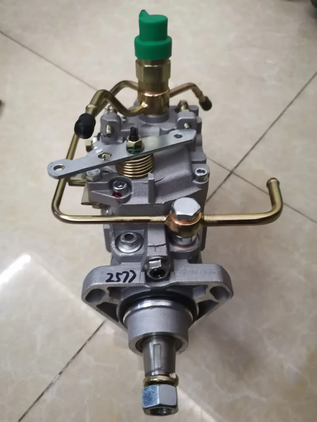 Fuel Injection Pump Fits for Isuzu Engine C240 4jb1 4jai 4gj1 4jg2 6bd1 4bd1 6bb1 6bg1